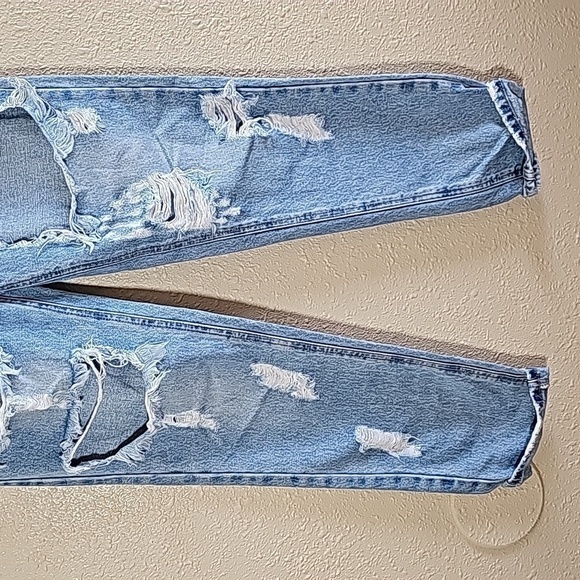 One By a one Teaspoon Ripped Jeans - Picture 3 of 9